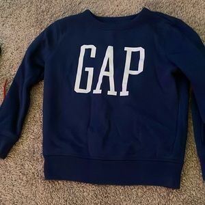 GAP crew neck sweatshirt